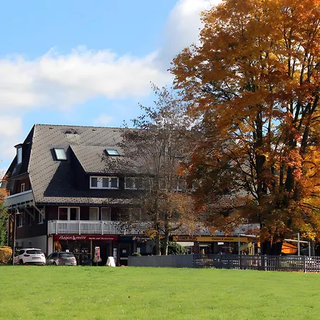 Adler Bellevue *