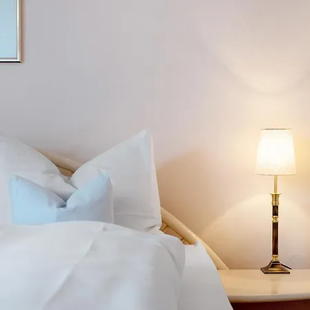 Adler Bellevue *