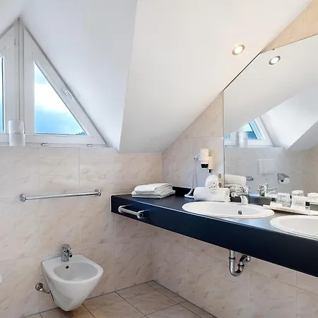 Adler Bellevue Апартаменты *