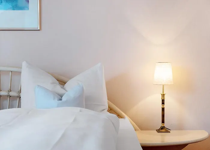 Adler Bellevue Apartment *